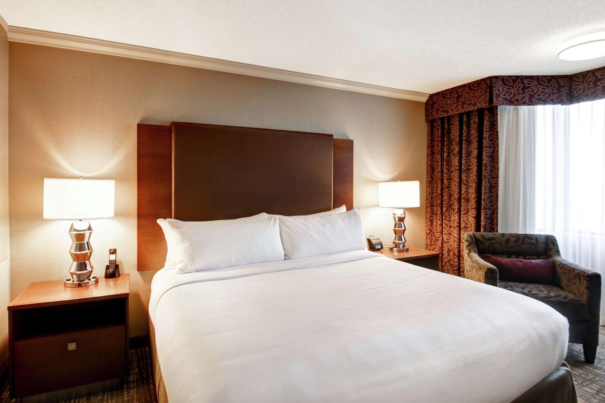 Doubletree By Hilton West Edmonton Ξενοδοχείο Εξωτερικό φωτογραφία
