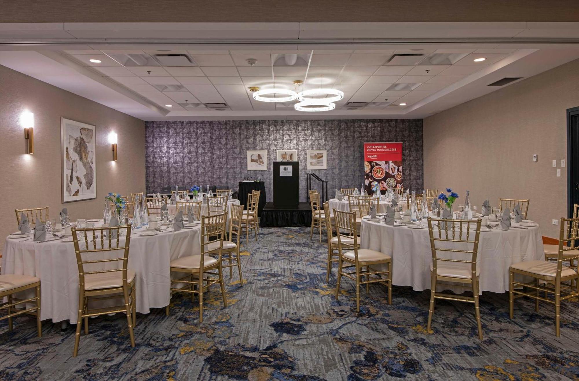 Doubletree By Hilton West Edmonton Ξενοδοχείο Εξωτερικό φωτογραφία