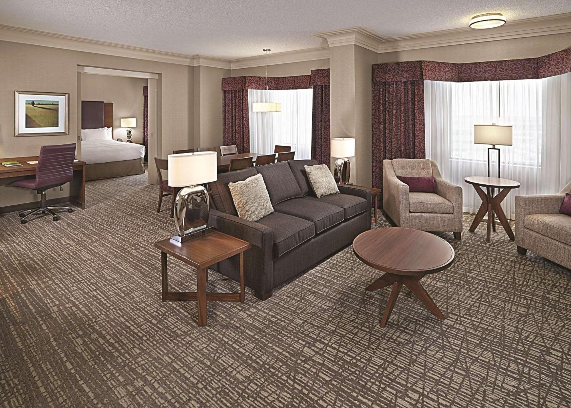 Doubletree By Hilton West Edmonton Ξενοδοχείο Εξωτερικό φωτογραφία